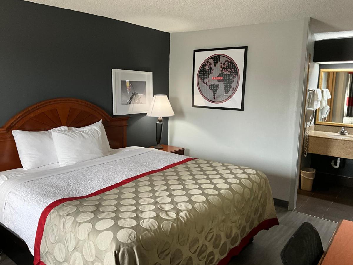 Ramada By Wyndham Macon Hotel Eksteriør billede