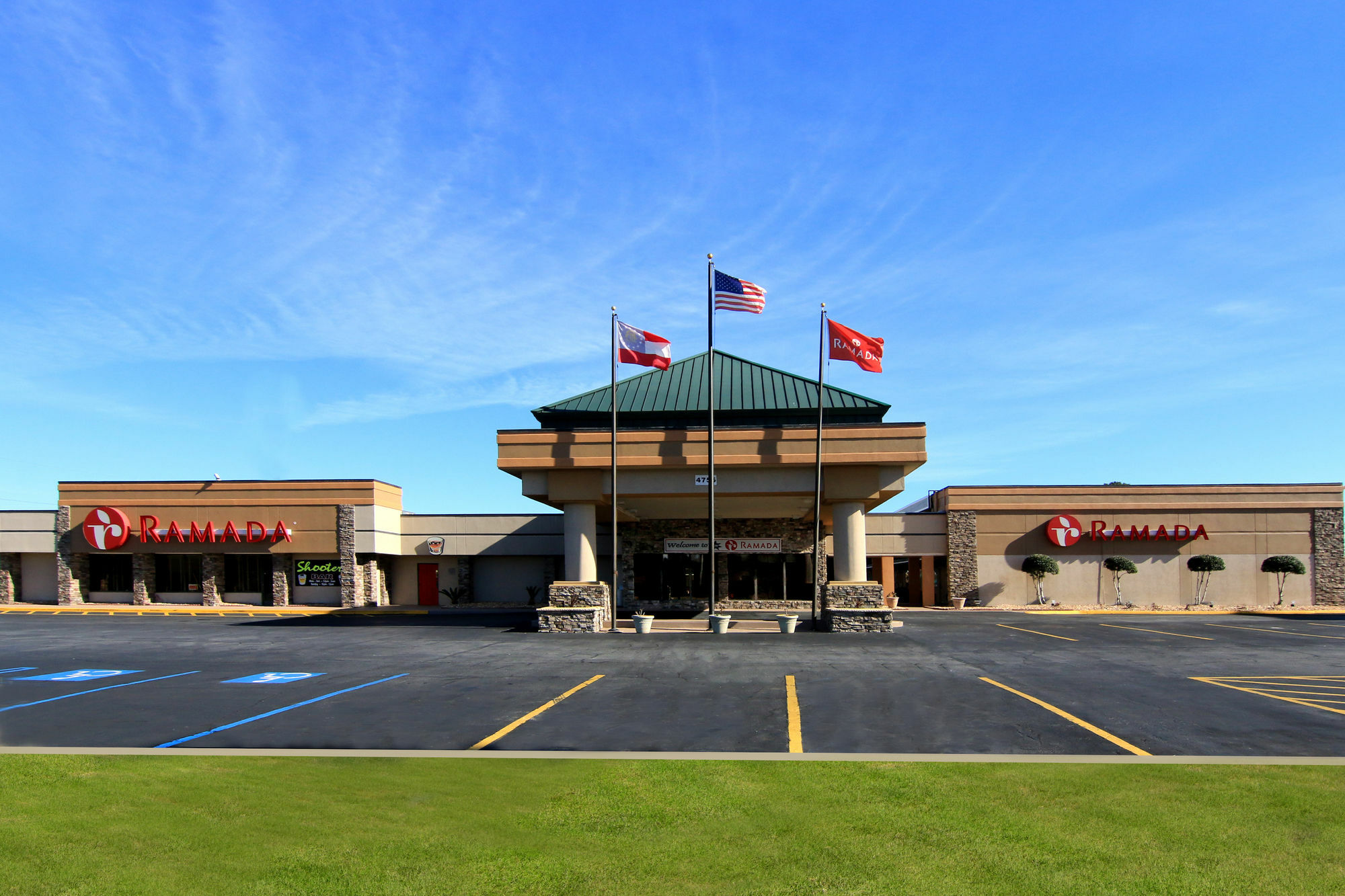 Ramada By Wyndham Macon Hotel Eksteriør billede