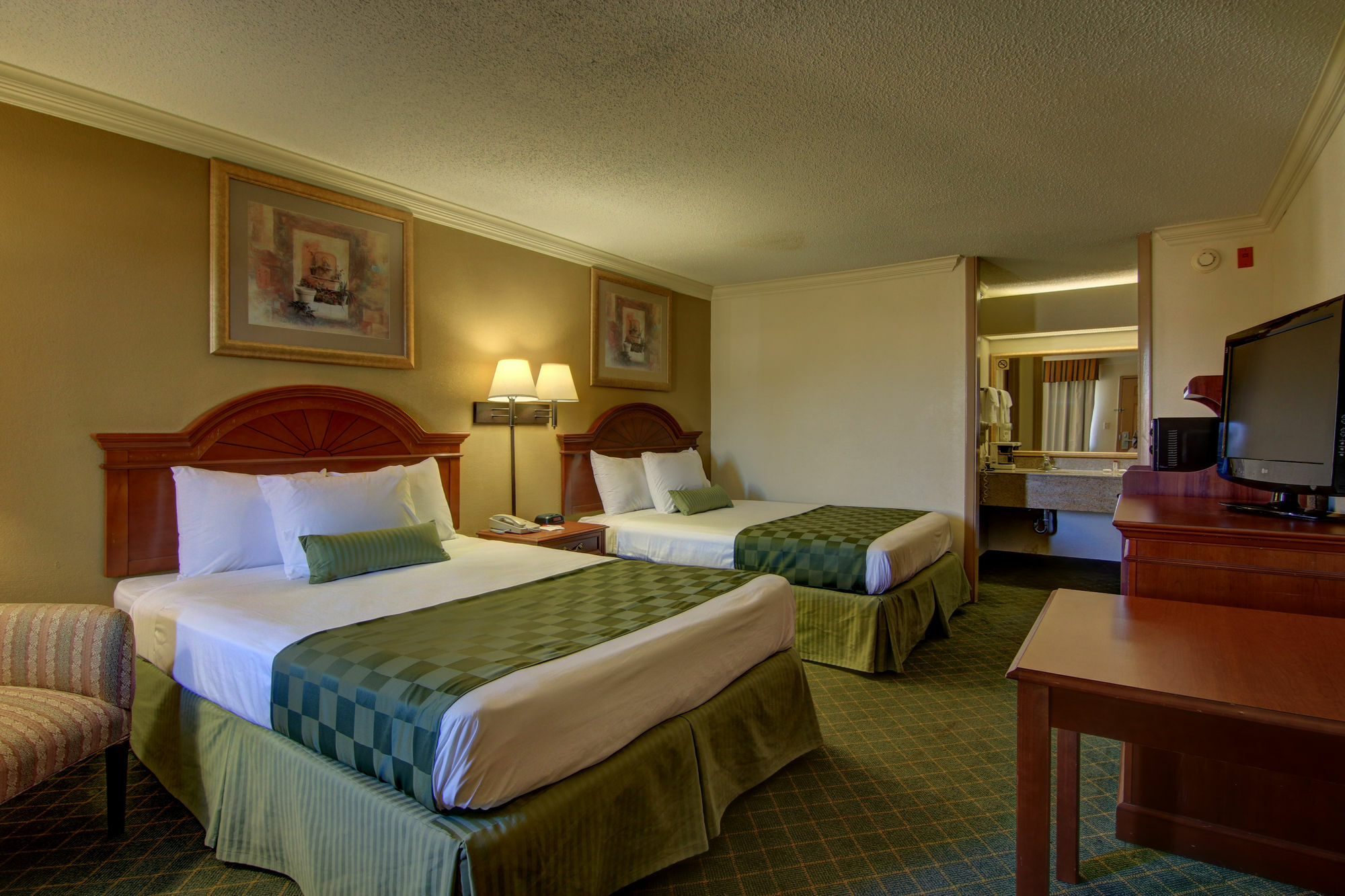 Ramada By Wyndham Macon Hotel Eksteriør billede